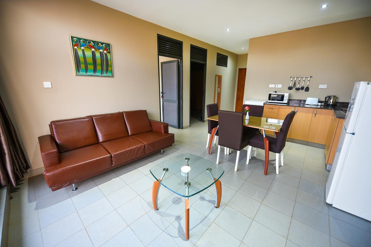 Kampala Boulevard Suites Exterior photo
