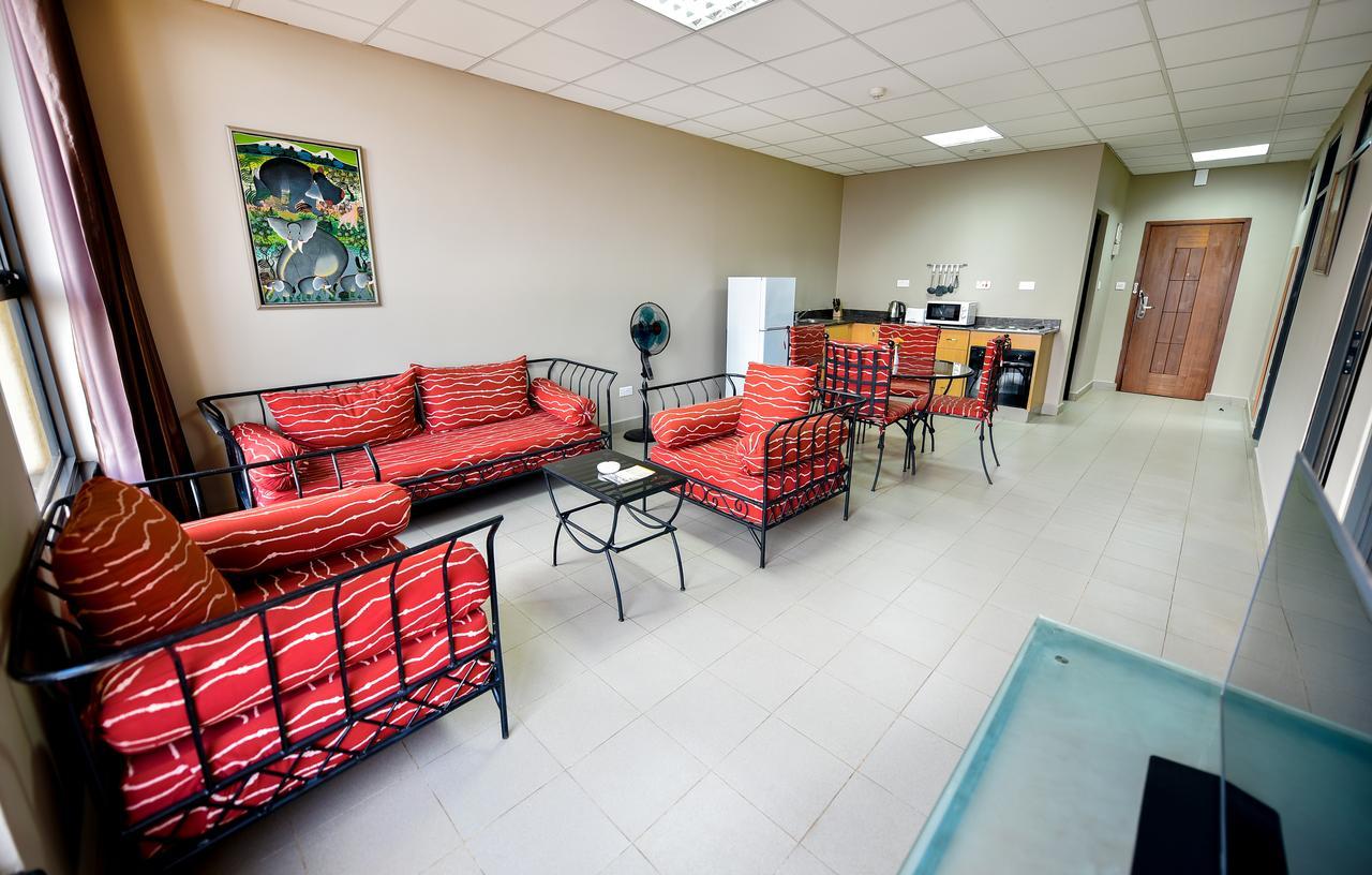 Kampala Boulevard Suites Exterior photo