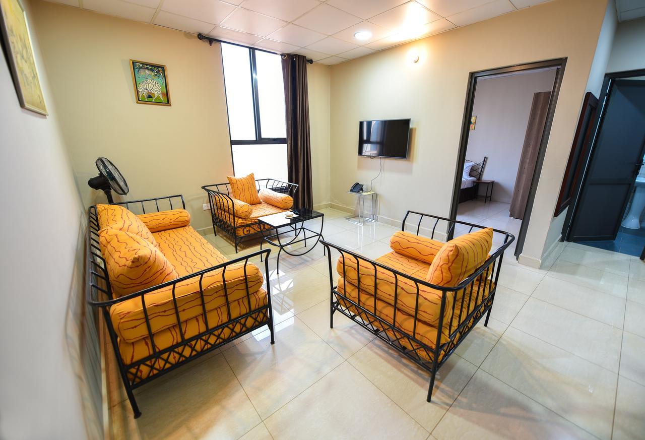 Kampala Boulevard Suites Exterior photo