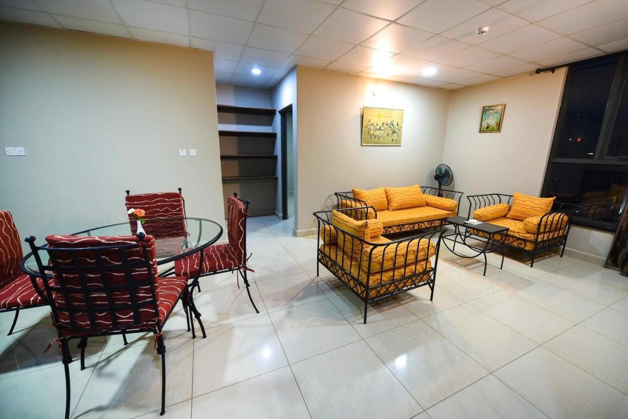 Kampala Boulevard Suites Exterior photo
