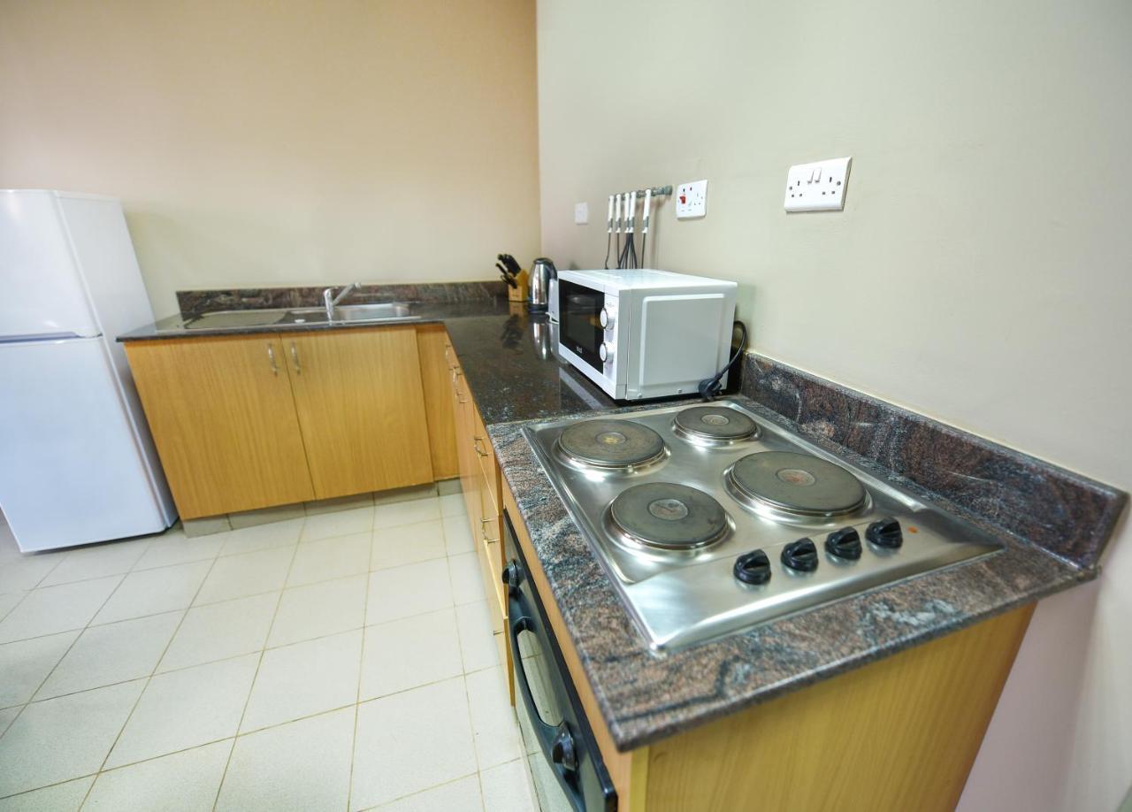 Kampala Boulevard Suites Exterior photo